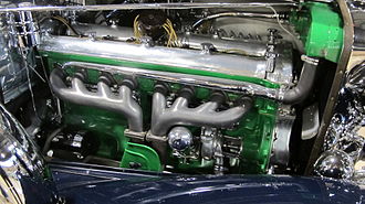 straight-eight engine